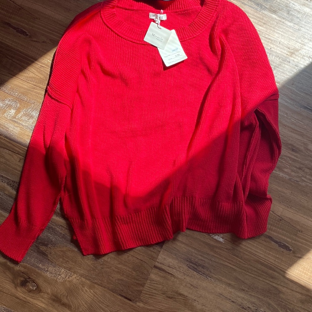 Cute comfy casual red sweater